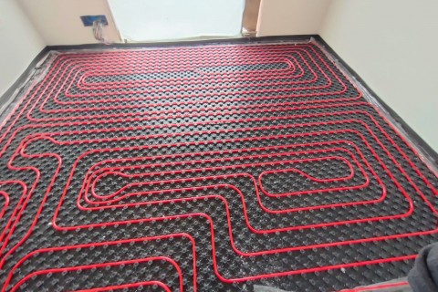 New Basic-T (12 / 12 Immagini)