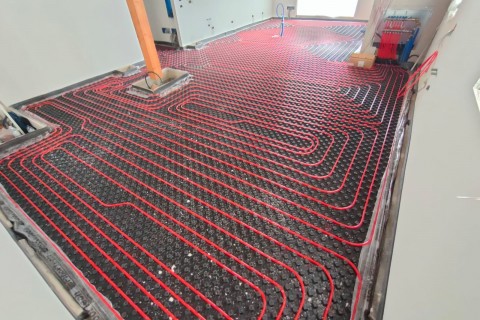 New Basic-T (11 / 12 Immagini)